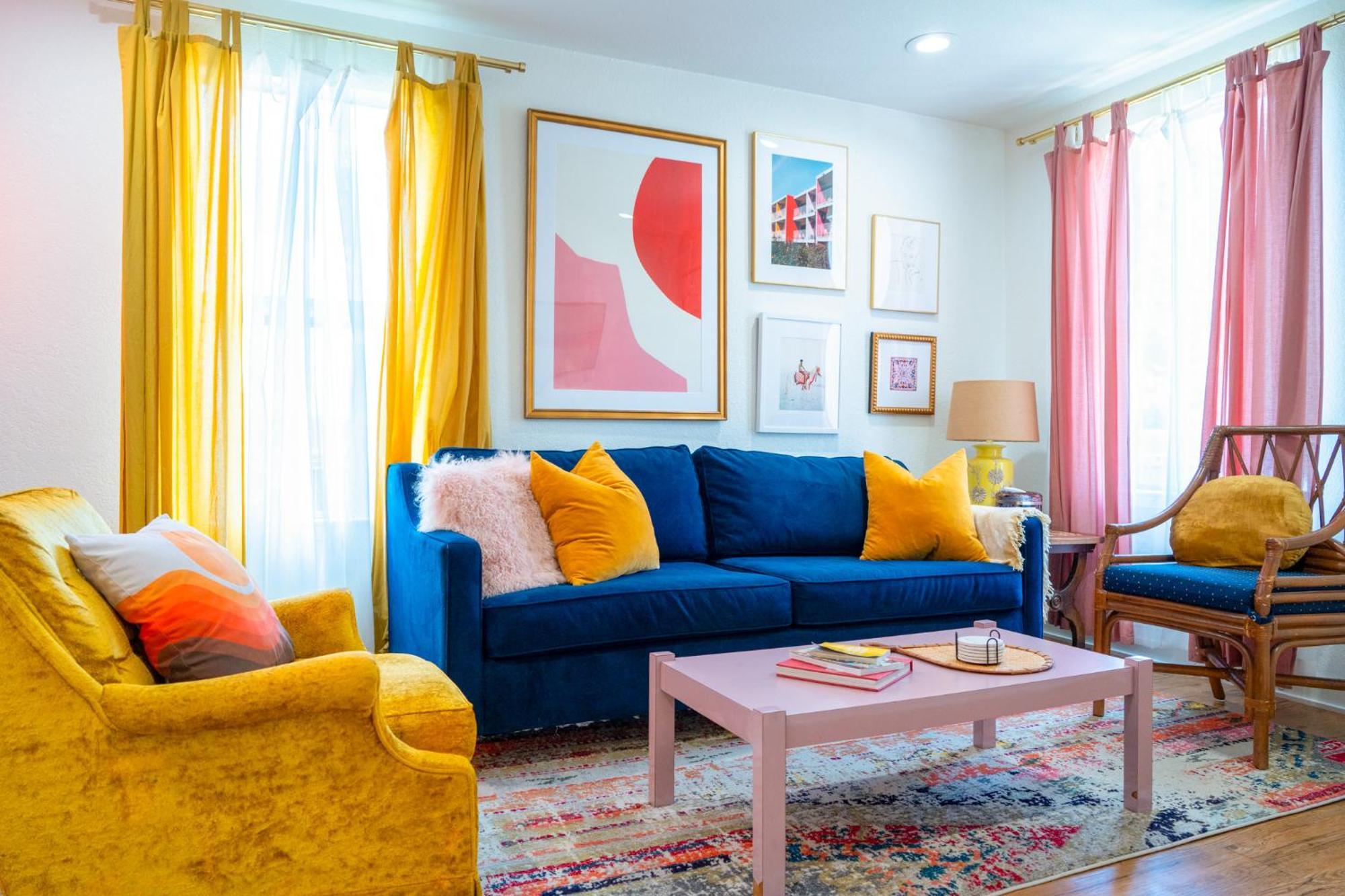 Stylish, Artsy Bungalow Central Eastside Остин Экстерьер фото